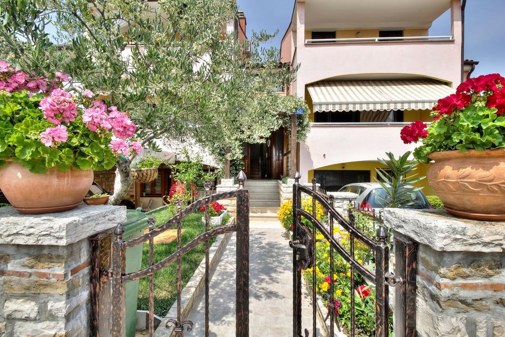 Apartment Roko Umag Exterior foto