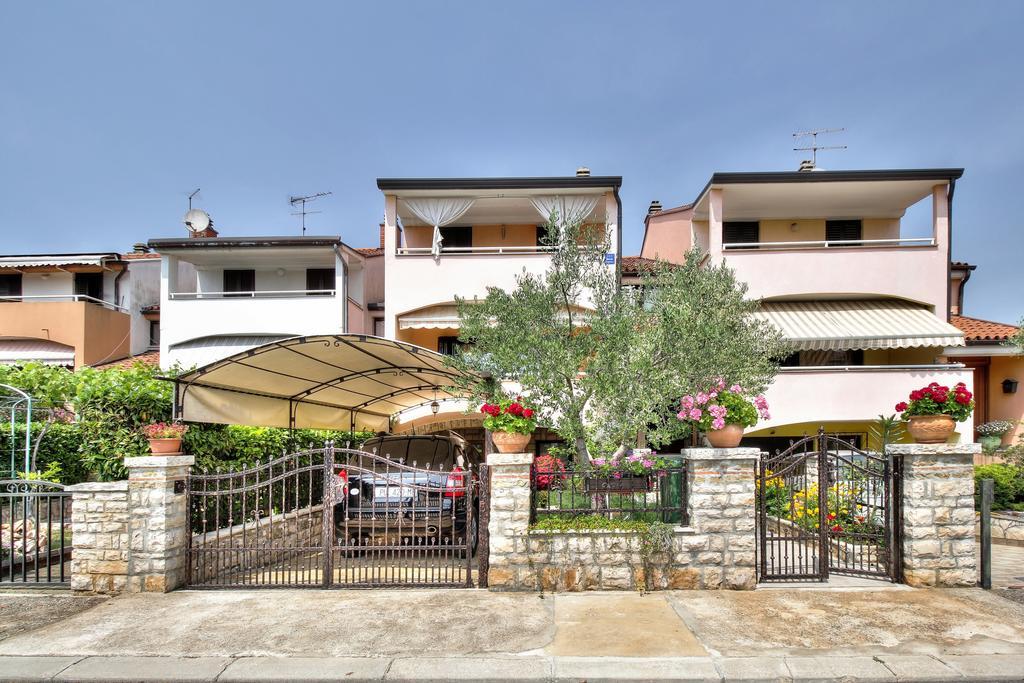 Apartment Roko Umag Exterior foto